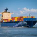 dendoktoor-container-ship-6631117_640