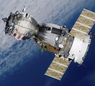 satellite-67718_1280